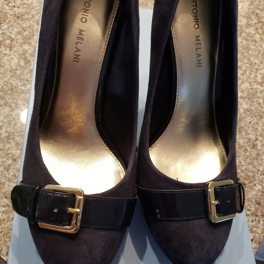 Antonio Melani Navy Suede/Patent Heels Sz 8.5